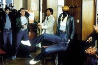 Кадр Вне закона