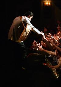 Кадр Элвис. Ранние Годы