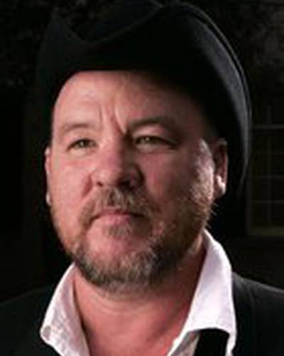 Брюс МакДональд фото