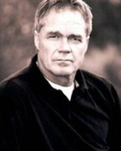 Уильям Л. Маршалл фото