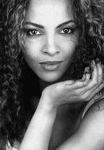 Мари Азириде фото