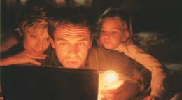 Кадр из фильма "Аккумулятор" - 2