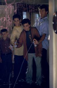 Кадр Малкольм в центре внимания