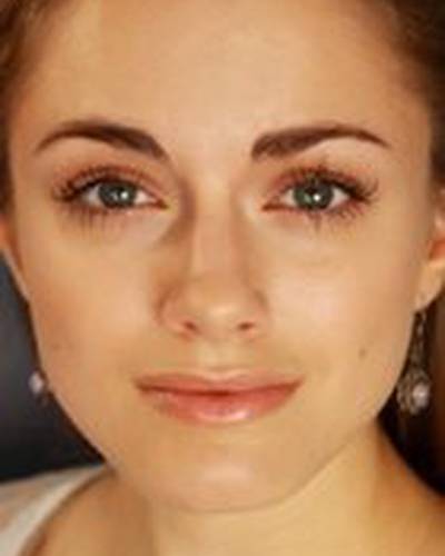 Али Фолкнер фото