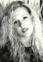 Лаура Сан Луис фото