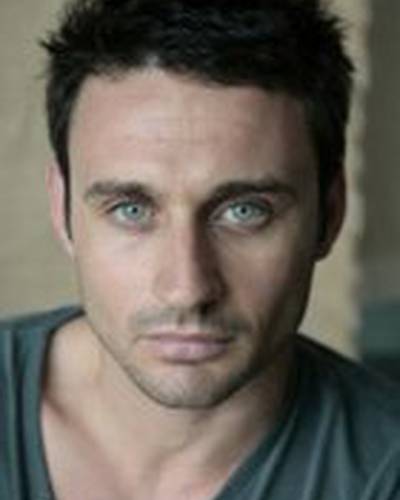 Уэйн Брэдли фото