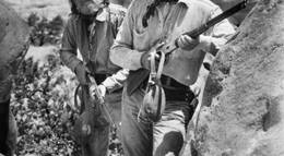 Кадр из фильма "В тылу врага" - 1