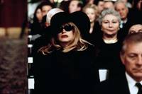 Кадр Клуб первых жен