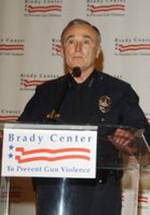 Уильям Дж. Брэтон фото