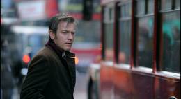 Кадр из фильма "Призрак" - 1