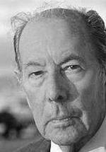 Теренс Янг фото