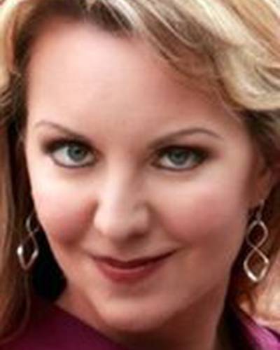 Kira Gurnée фото