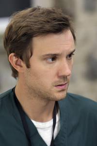 Кадр Быть человеком