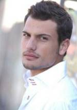 Роберто Урбина фото