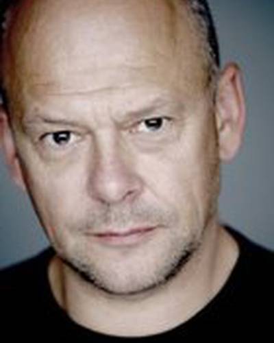 Харольд Уейлер фото