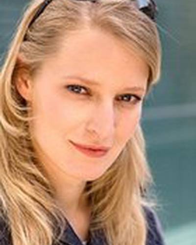 Стефани фон Поузер фото