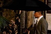 Кадр Пусть летят пули