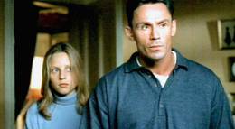 Кадр из фильма "Белый пони" - 1