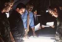 Кадр Игрушечные солдатики