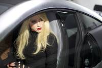 Кадр 3 дня на убийство