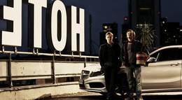 Кадр из фильма "Поможем расстаться" - 1