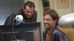 Кадр из фильма "3 похотливых поросенка" - 1