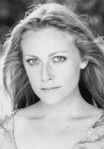 Лили Беван фото