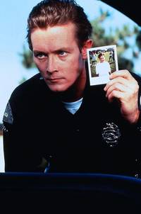 Кадр Мир Уэйна