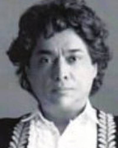 Майкл Берналь фото