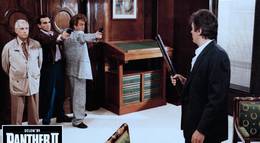 Кадр из фильма "Не будите спящего полицейского" - 2