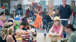 Кадр из фильма "Говори" - 2