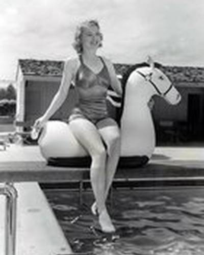 Эллен Дрю фото