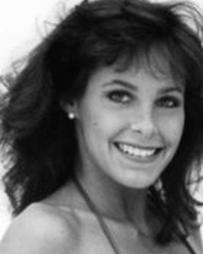 Тил Робертс фото