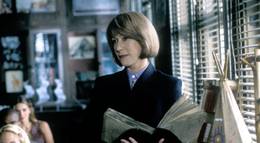 Кадр из фильма "Убить миссис Тингл" - 2