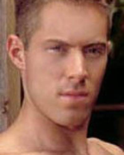 Логан Рид фото