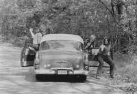 Кадр Последний дом слева