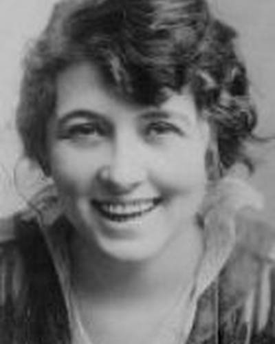 Аделе Роулэнд фото