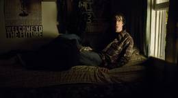 Кадр из фильма "Забери мою душу" - 2