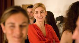 Кадр из фильма "Давай поцелуемся" - 2