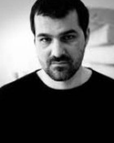 Корнел Мундруцо фото