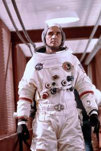 Кадр Козерог один