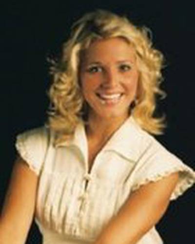 Courtne Benson фото