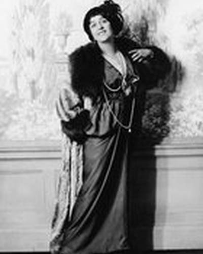 Лина Кавалери фото