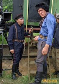 Кадр Господа офицеры: Спасти императора