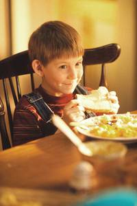 Кадр Малкольм в центре внимания