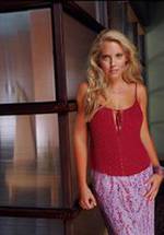 Мерседес МакНаб фото