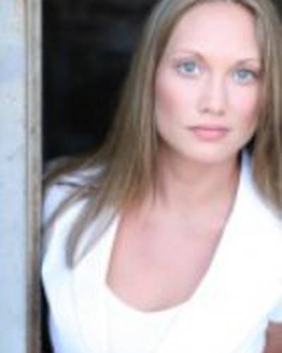 Джулия Собаски фото