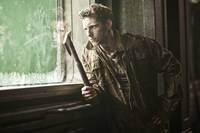 Кадр Сквозь снег