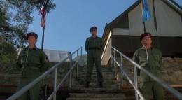 Кадр из фильма "Коломбо: Большие маневры" - 1