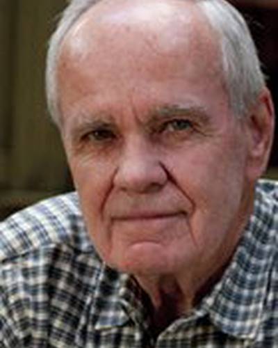 Кормак МакКарти фото